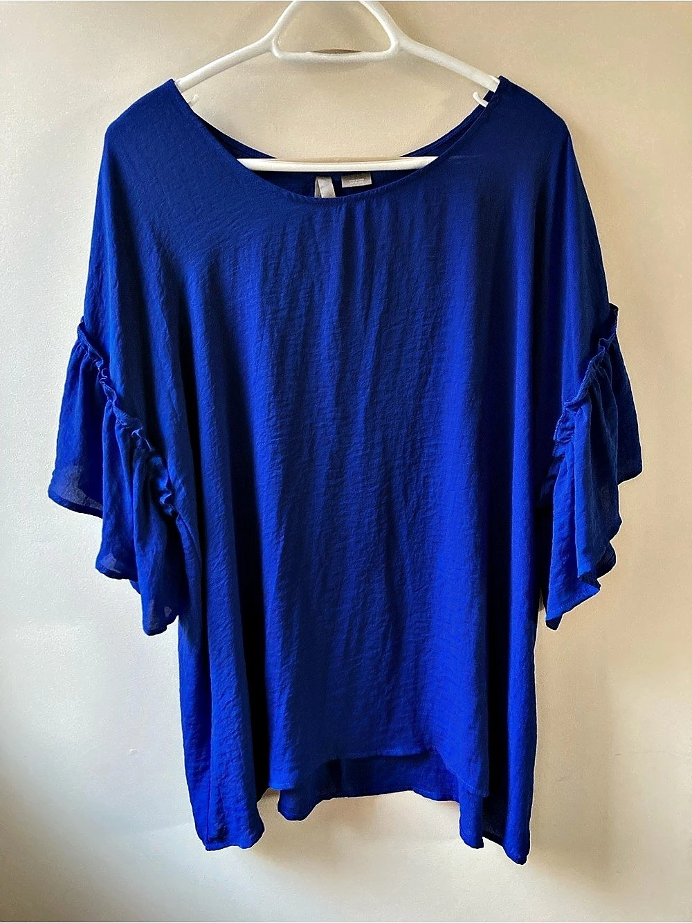 NWT Penningtons Ruffle Sleeve Blouse 1X Royal Blue